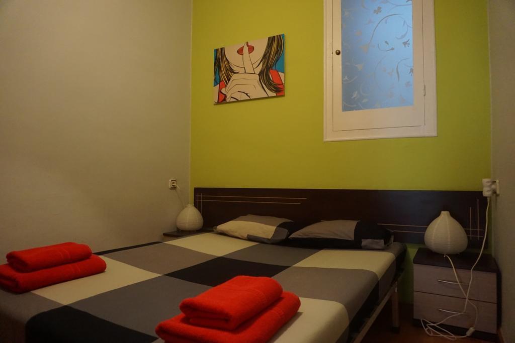 Aparteasy - Montjuic & Fira バルセロナ エクステリア 写真